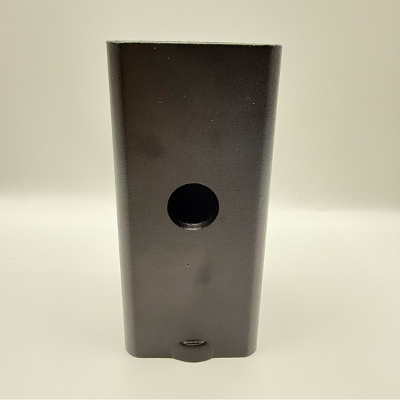 Curt 45405 Trailer Hitch Receiver Adapter Reducer Sleeve 2 1/2 In To 2 In Shank - Picture 4 of 9